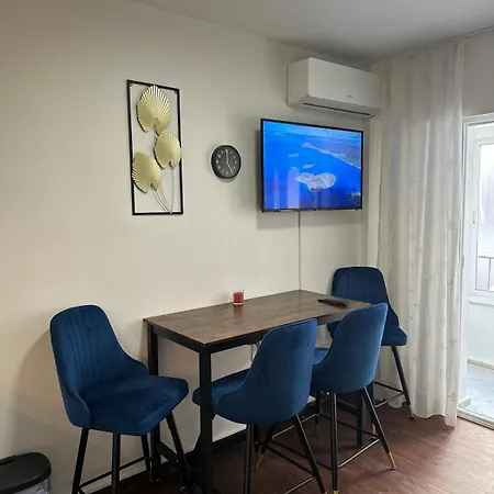 아파트 Cozy One Bedroom