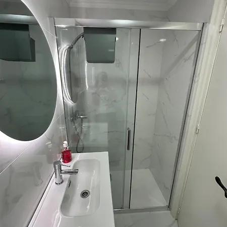 شقة Cozy One Bedroom *