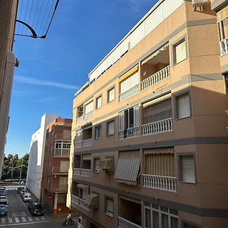 Cozy One Bedroom Apartament *